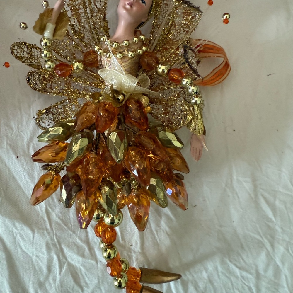 Two Fairy Dolls with Glitter Wings - Picture 6 of 10